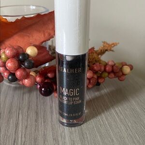 RealHer Magic Black to Pink Lip Stain